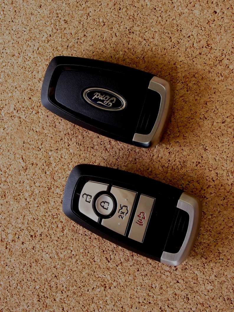 Ford Bronco (Full) 2021–2025 key fob