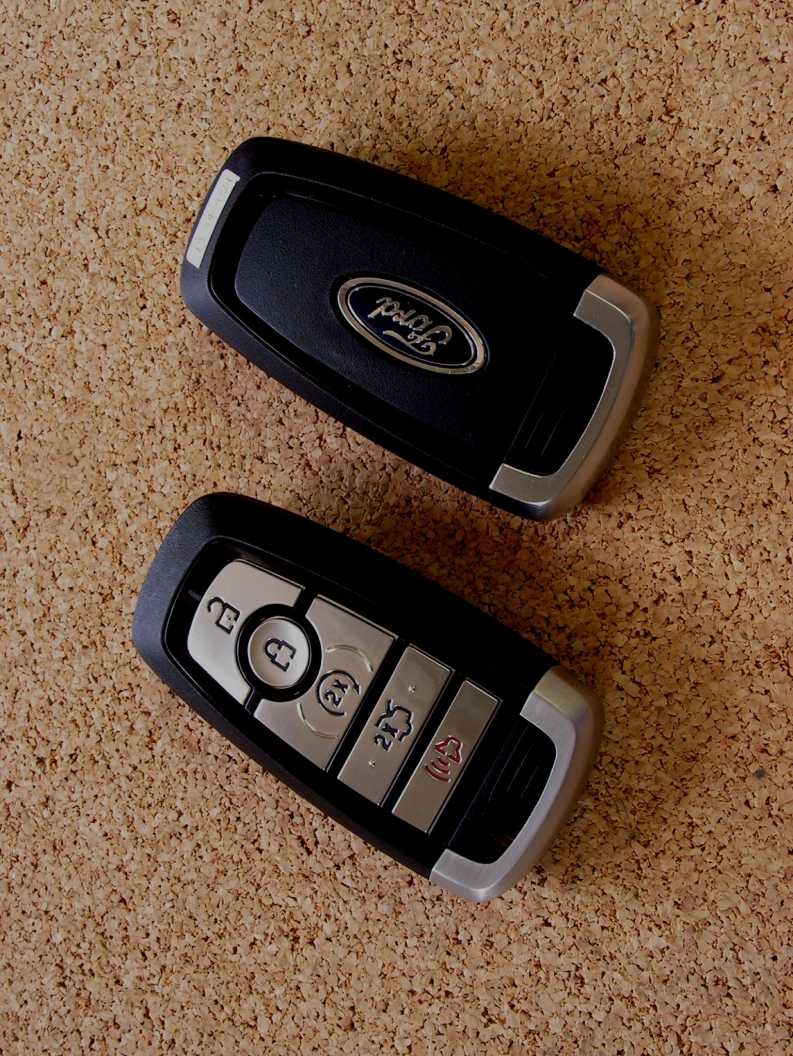 Ford Expedition 2022–2025 key fob