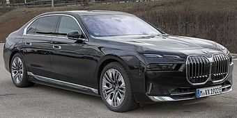 BMW 7 Series 2023–2025
