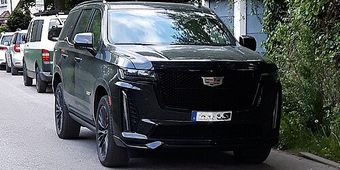 Cadillac Escalade V 2022–2025
