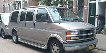 Chevrolet Express 1996–2002