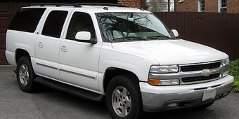 Chevrolet Suburban 2000–2006