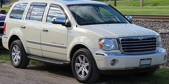 Chrysler Aspen 2007–2009