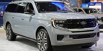 Ford Expedition MAX 2022–2025