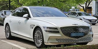 Genesis Electrified G80 2022–2025