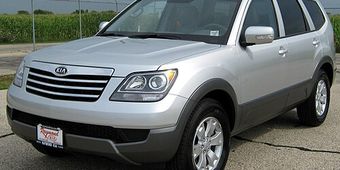 Kia Borrego 2009–2010