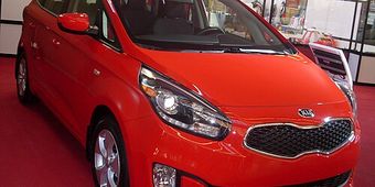 Kia Rondo 2014–2017