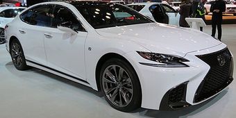 Lexus LS 2018–2026