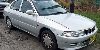 Mitsubishi Lancer 2001–2007