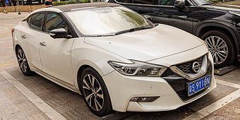 Nissan Maxima 2016–2023