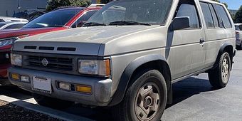 Nissan Pathfinder 1987–1995