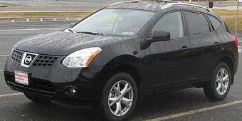 Nissan Rogue 2008–2013