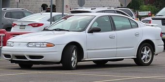 Oldsmobile Alero 1999–2004