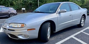 Oldsmobile Aurora 2001–2003