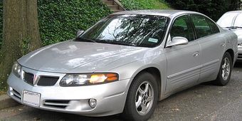Pontiac Bonneville 2000–2005