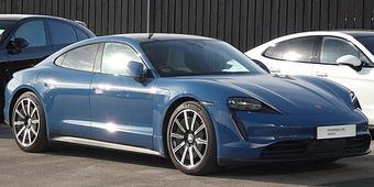 Porsche Taycan EV 2020–2025