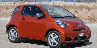 Scion iQ 2012–2015