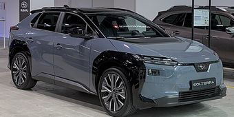 Subaru Solterra EV 2023–2025