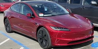 Tesla Model 3 2024–2026