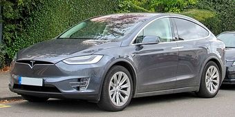 Tesla Model X 2016–2020