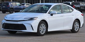 Toyota Camry 2025–2026