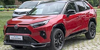 Toyota RAV4 PHEV 2021–2025