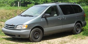 Toyota Sienna 1998–2003