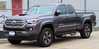 Toyota Tacoma 2016–2023