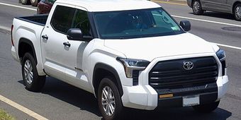Toyota Tundra 2022–2025