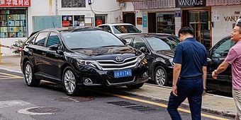 Toyota Venza 2009–2015