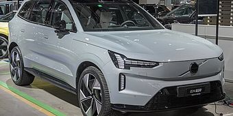 Volvo EX90 EV 2024–2025