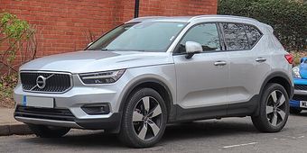 Volvo XC40 2019–2025