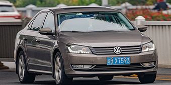 Volkswagen Passat 2011–2015